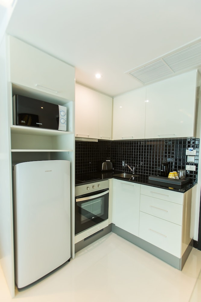 nova suites pattaya by compass hospitality