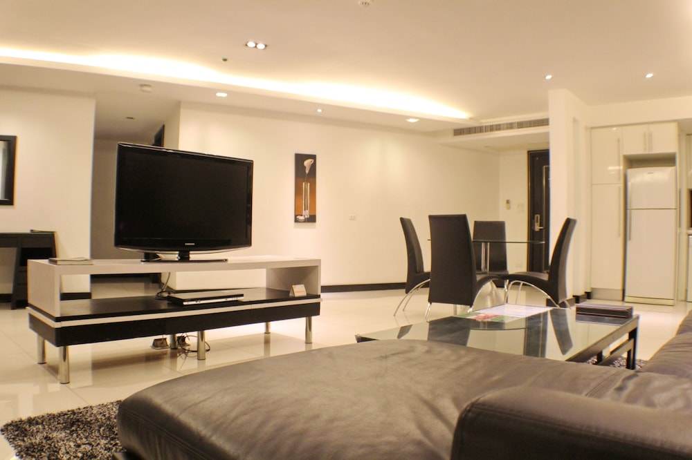 nova suites pattaya by compass hospitality