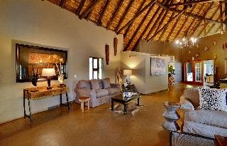 Black Rhino Game Lodge,,4 star