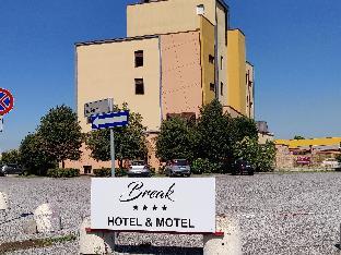 Break Hotel