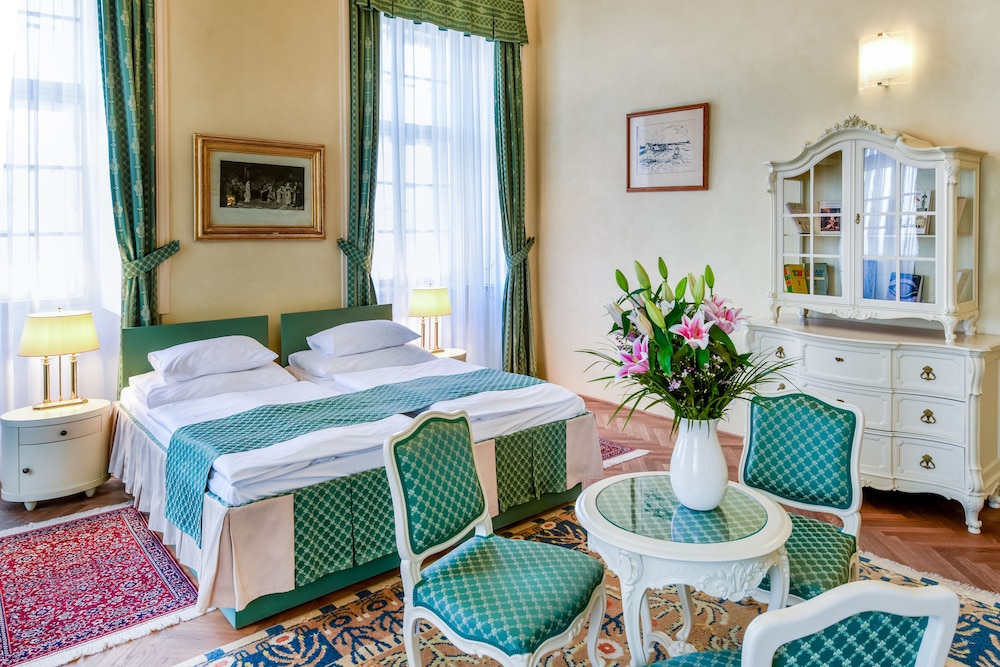 chateau hotel liblice