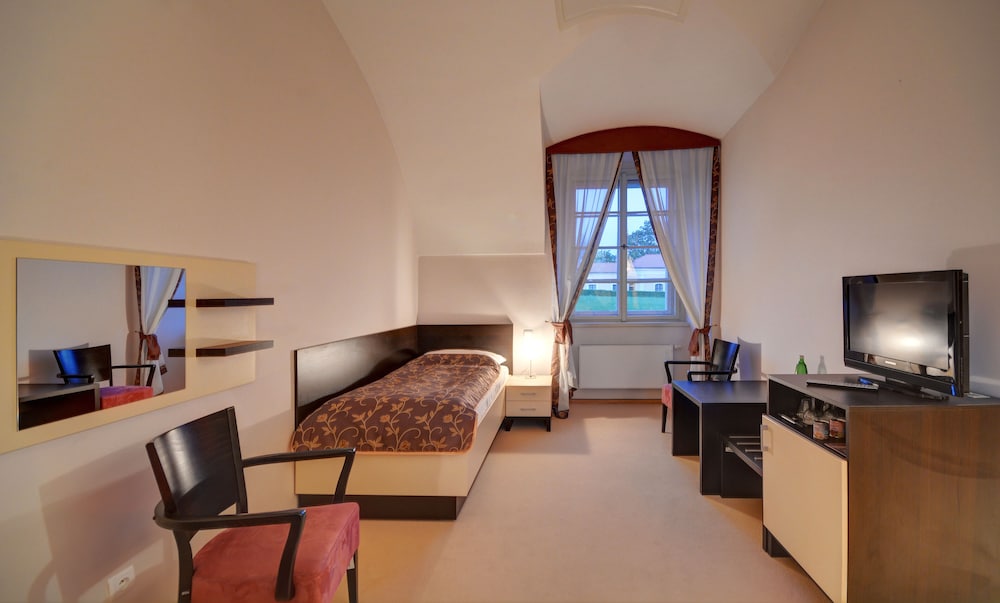 chateau hotel liblice
