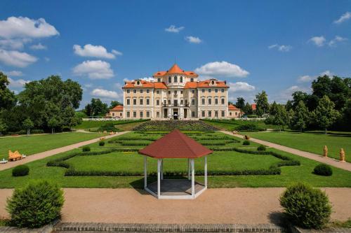 chateau hotel liblice