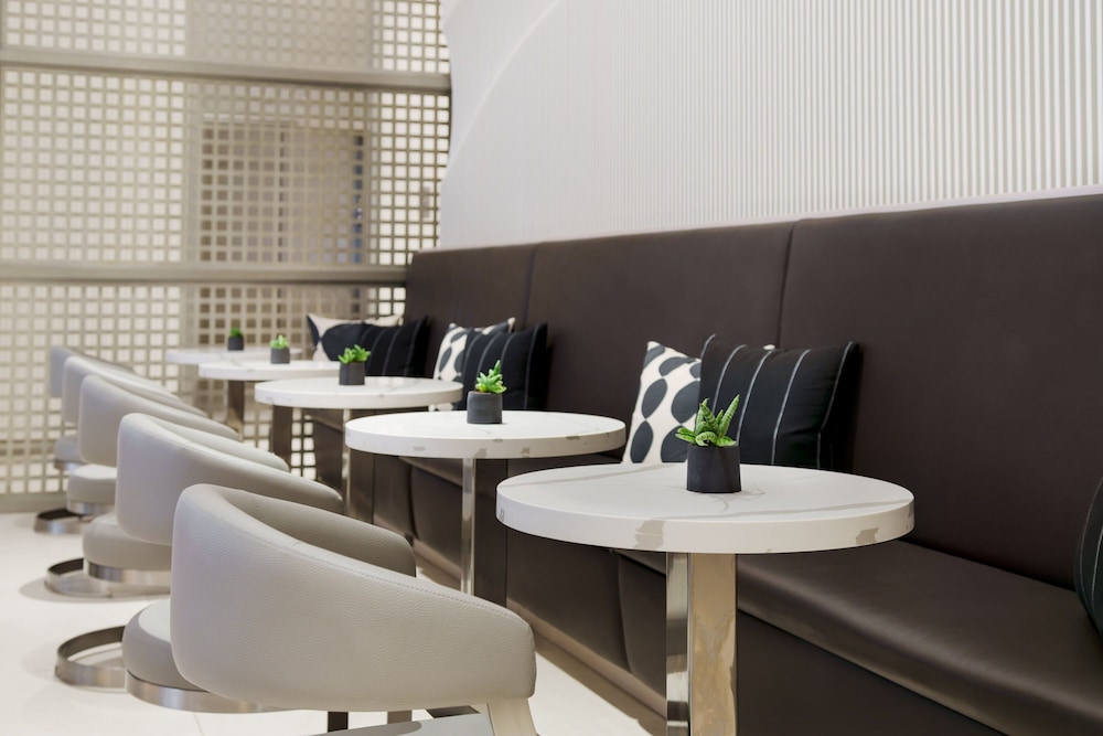 ac hotel st petersburg downtown