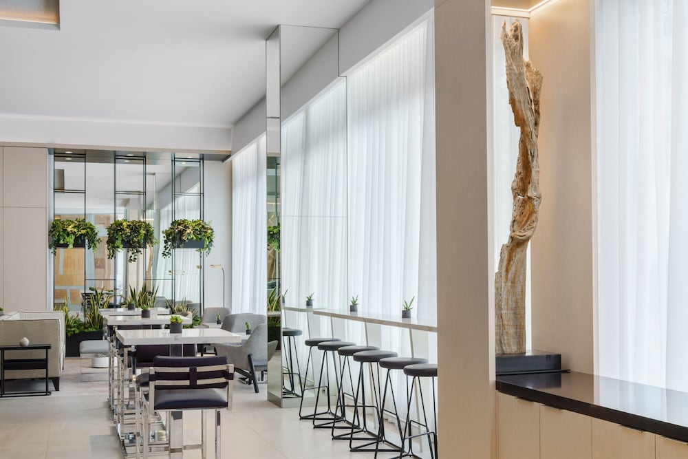 ac hotel st petersburg downtown