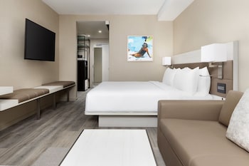 ac hotel st petersburg downtown