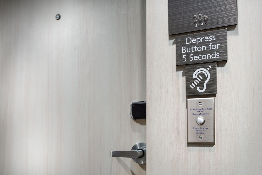 ac hotel st petersburg downtown