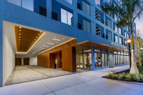 ac hotel st petersburg downtown