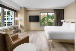 ac hotel st petersburg downtown