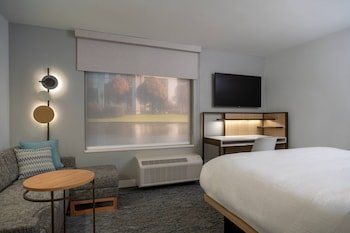 towneplace suites by marriott las vegas north i 15