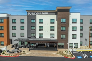 towneplace suites by marriott las vegas north i 15