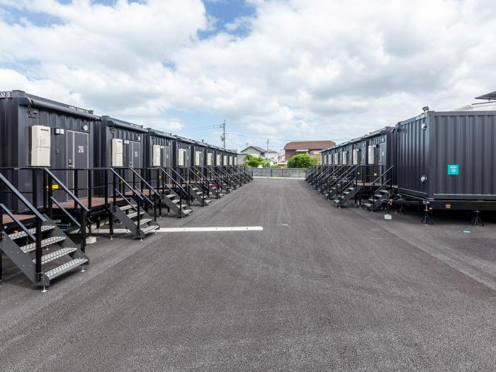 hotel r9 the yard buzen