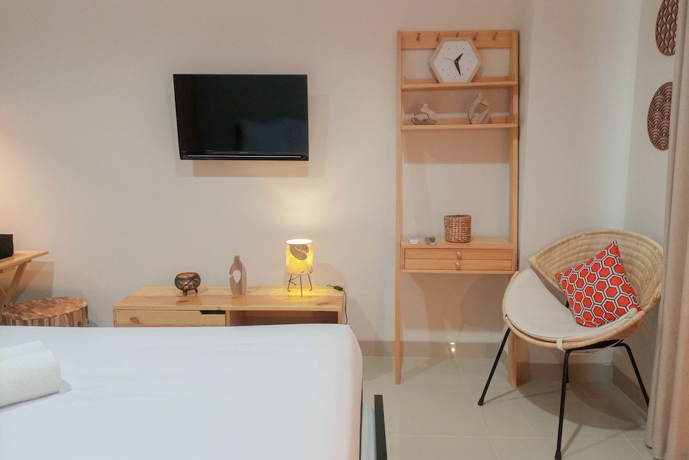 cozy studio room at patraland amarta apartment