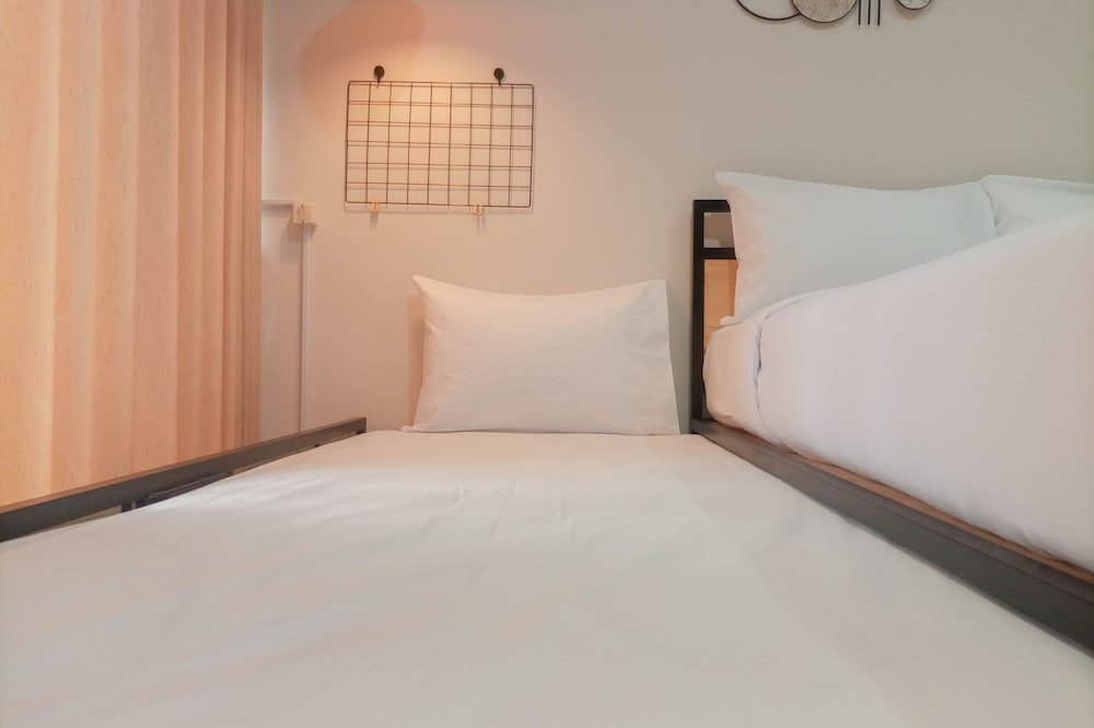 cozy studio room at patraland amarta apartment