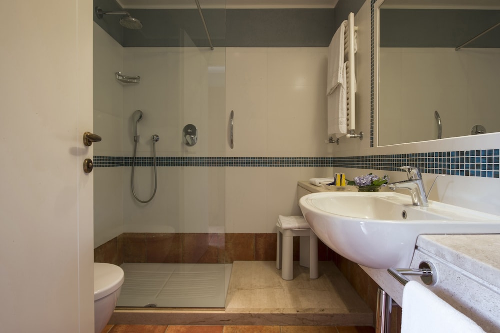 lantana resort hotel and apartments