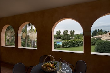 lantana resort hotel and apartments