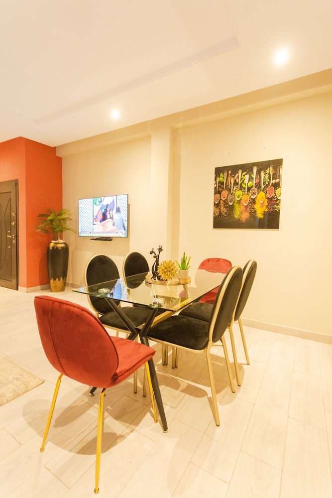accra luxury apartments at achimota