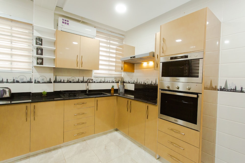 accra luxury apartments at achimota
