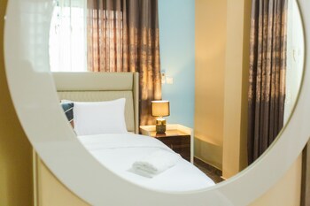 accra luxury apartments at achimota