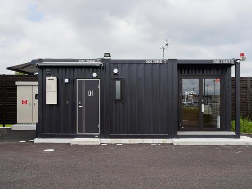 hotel r9 the yard koka