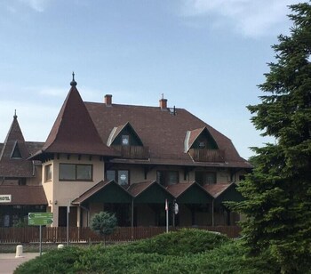 fenyves hotel
