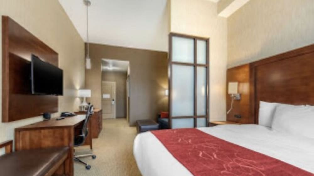 Comfort Suites Near City Of Industry - Los Angeles,La Puente>>El Monte,3 star