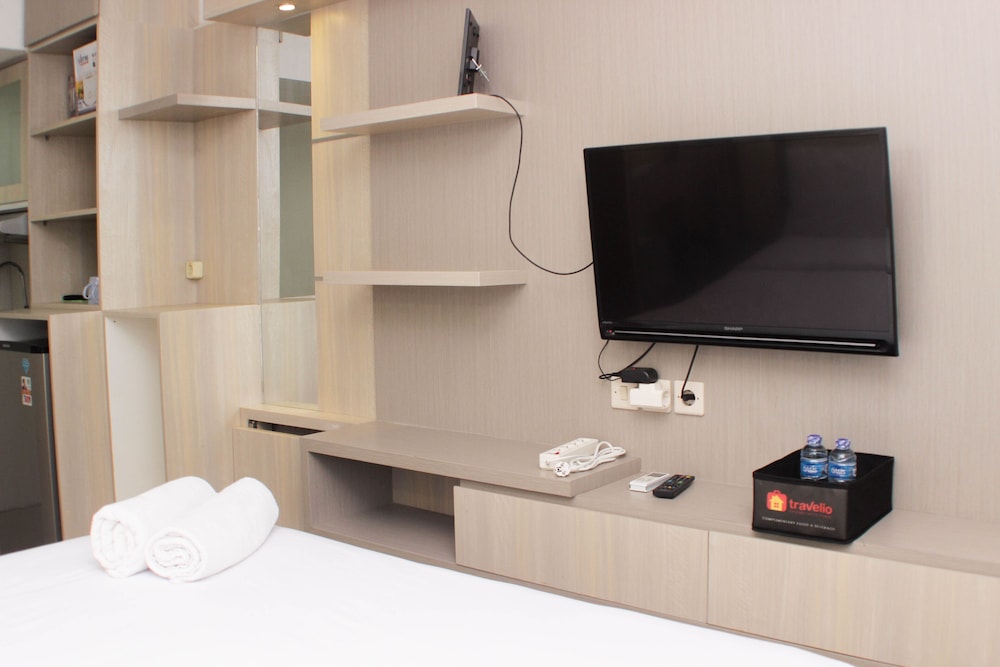 cozy and simply studio at grand sentraland karawang apartment