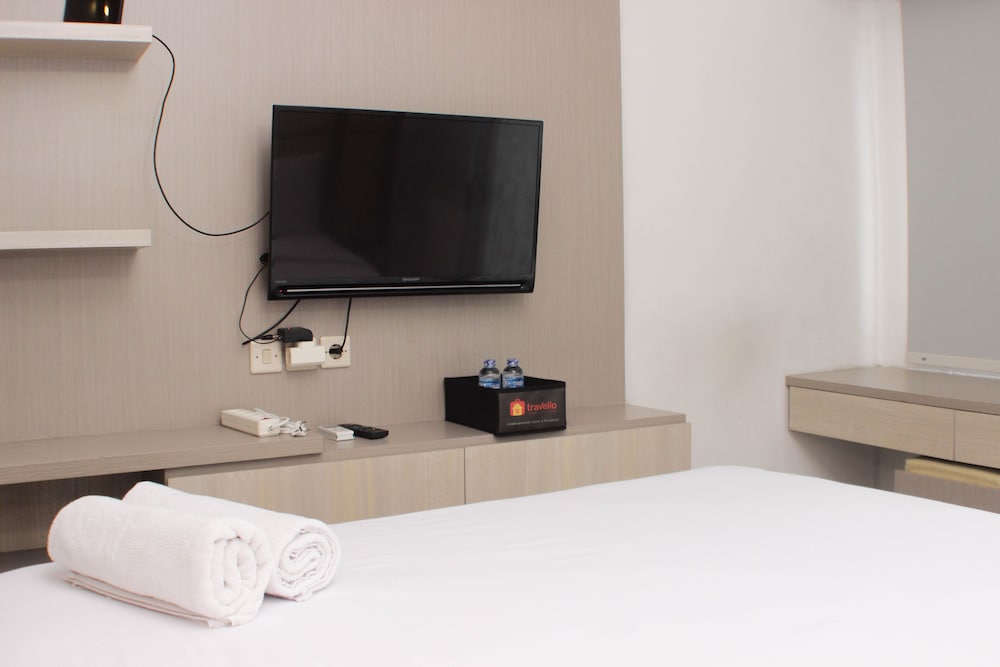cozy and simply studio at grand sentraland karawang apartment