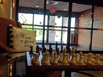 hampton inn and suites cincinnati union center