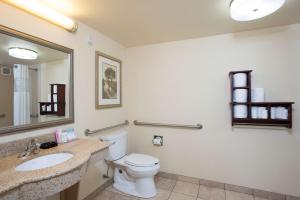 hampton inn and suites cincinnati union center