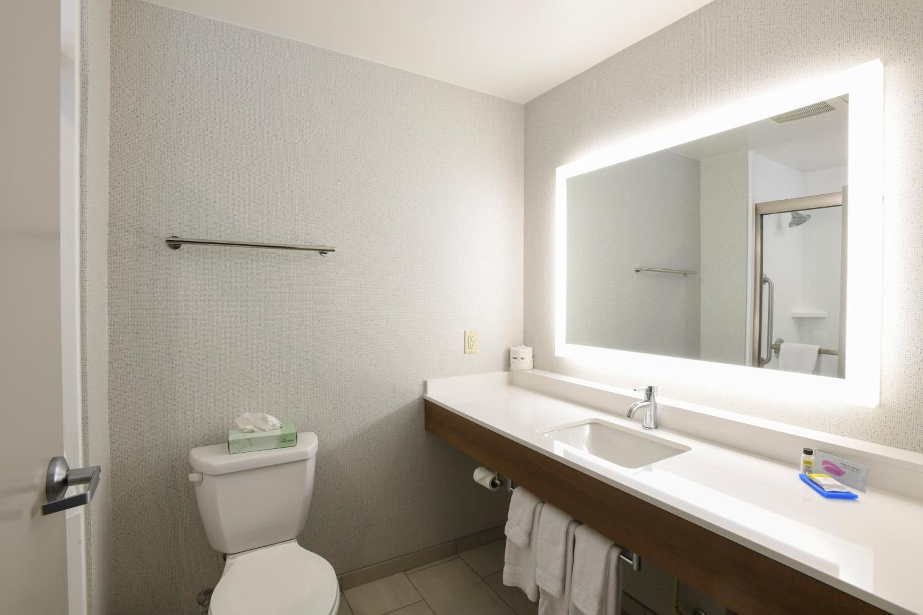 holiday inn express hotel and suites richwood cincinnati south by ihg