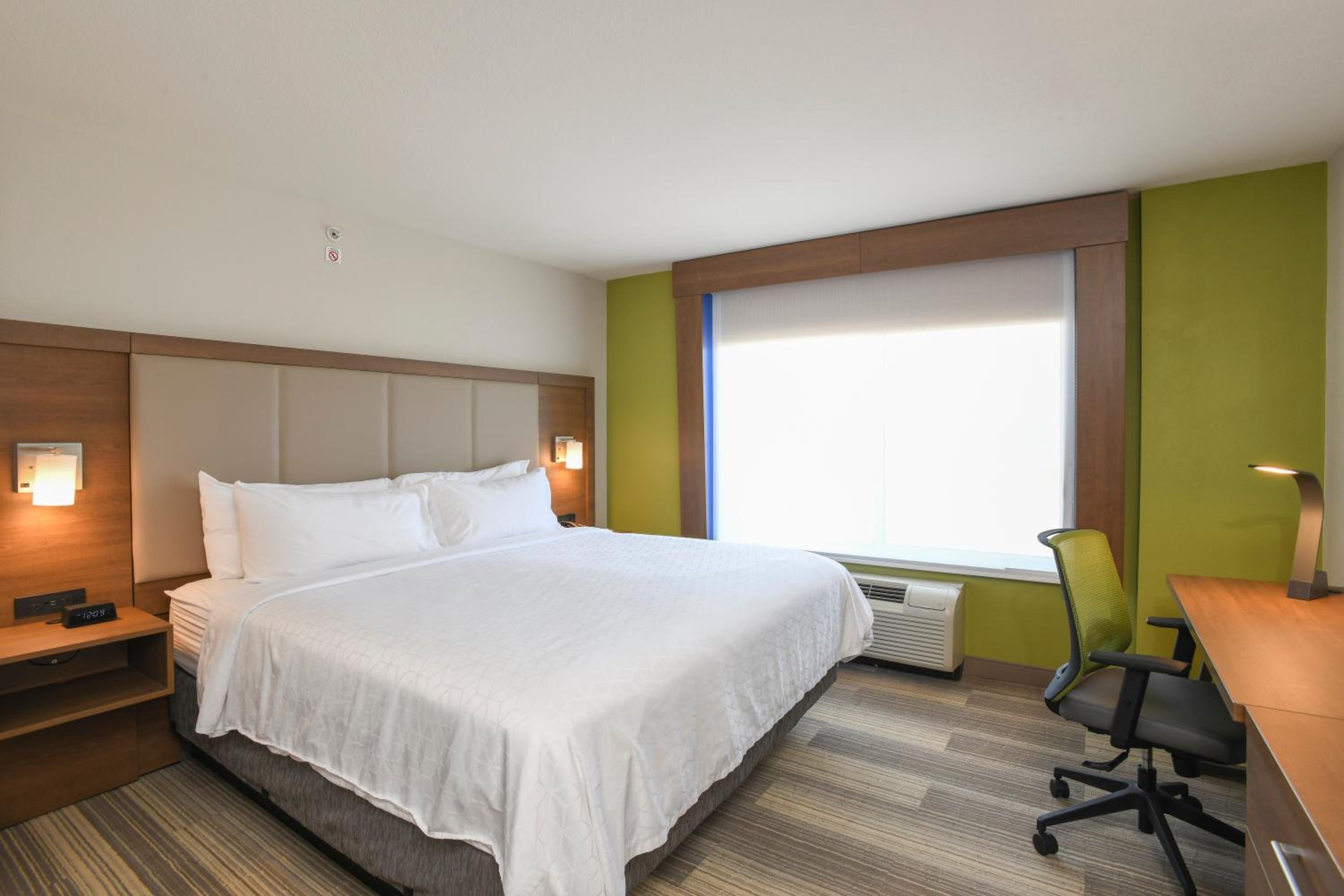 holiday inn express hotel and suites richwood cincinnati south by ihg