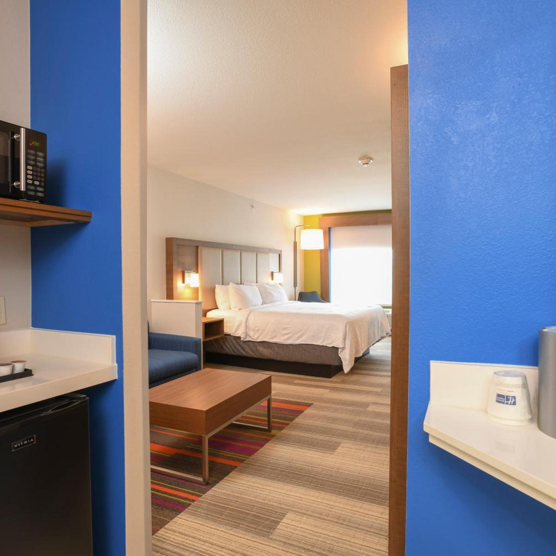 holiday inn express hotel and suites richwood cincinnati south by ihg