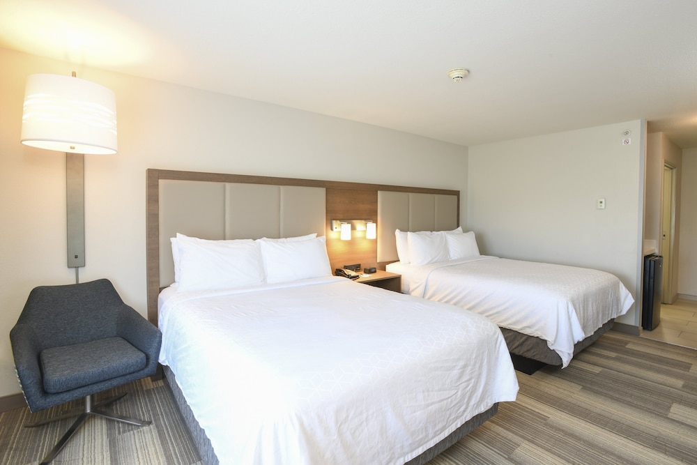 holiday inn express hotel and suites richwood cincinnati south by ihg