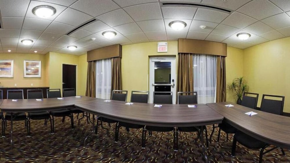 holiday inn express hotel and suites richwood cincinnati south by ihg