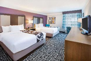 La Quinta Inn & Suites By Wyndham Cincinnati Airpt Florence,Florence>>Covington,3 star