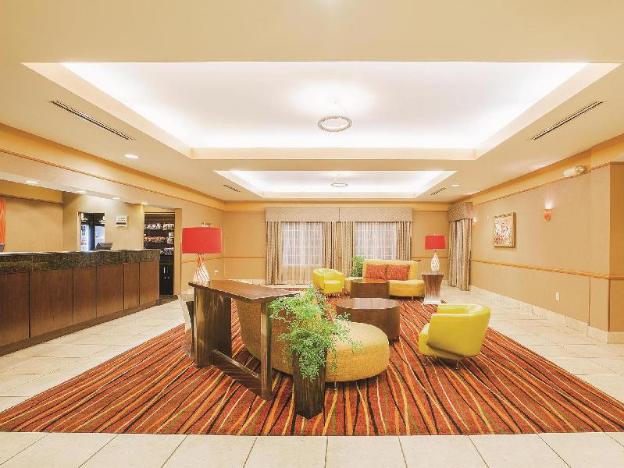 la quinta inn and suites by wyndham cincinnati airpt florence