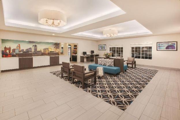 la quinta inn and suites by wyndham cincinnati airpt florence