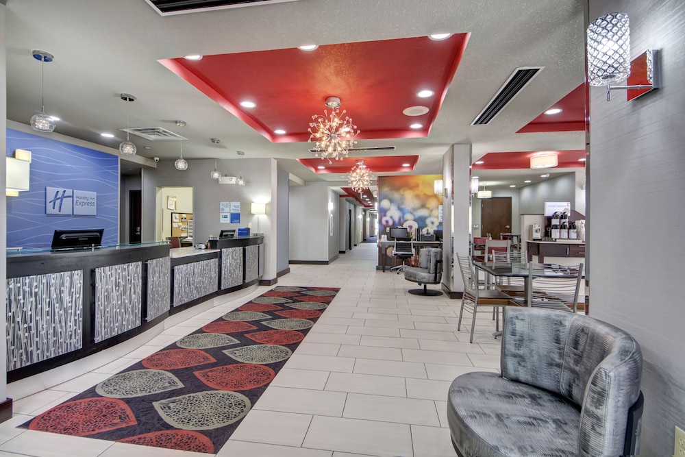 holiday inn express and suites oklahoma city north by ihg