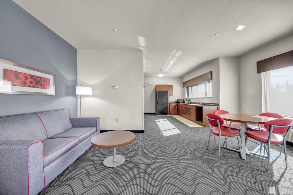 holiday inn express and suites oklahoma city north by ihg