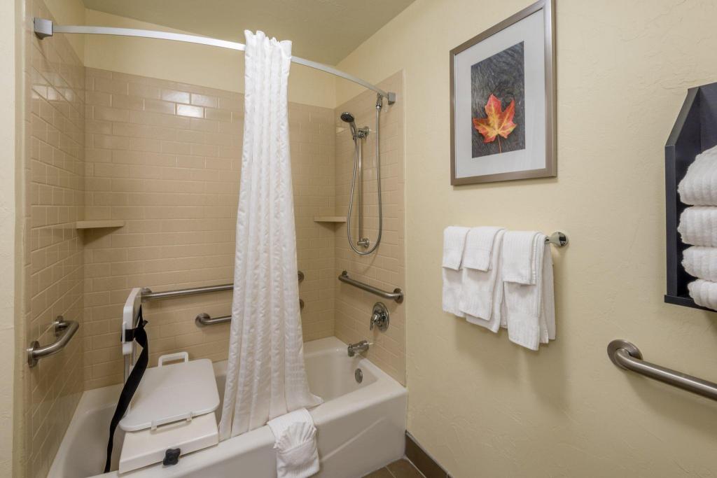 candlewood suites midwest city by ihg