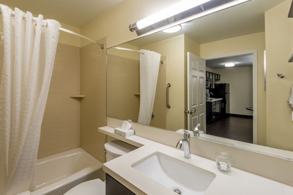 candlewood suites midwest city by ihg