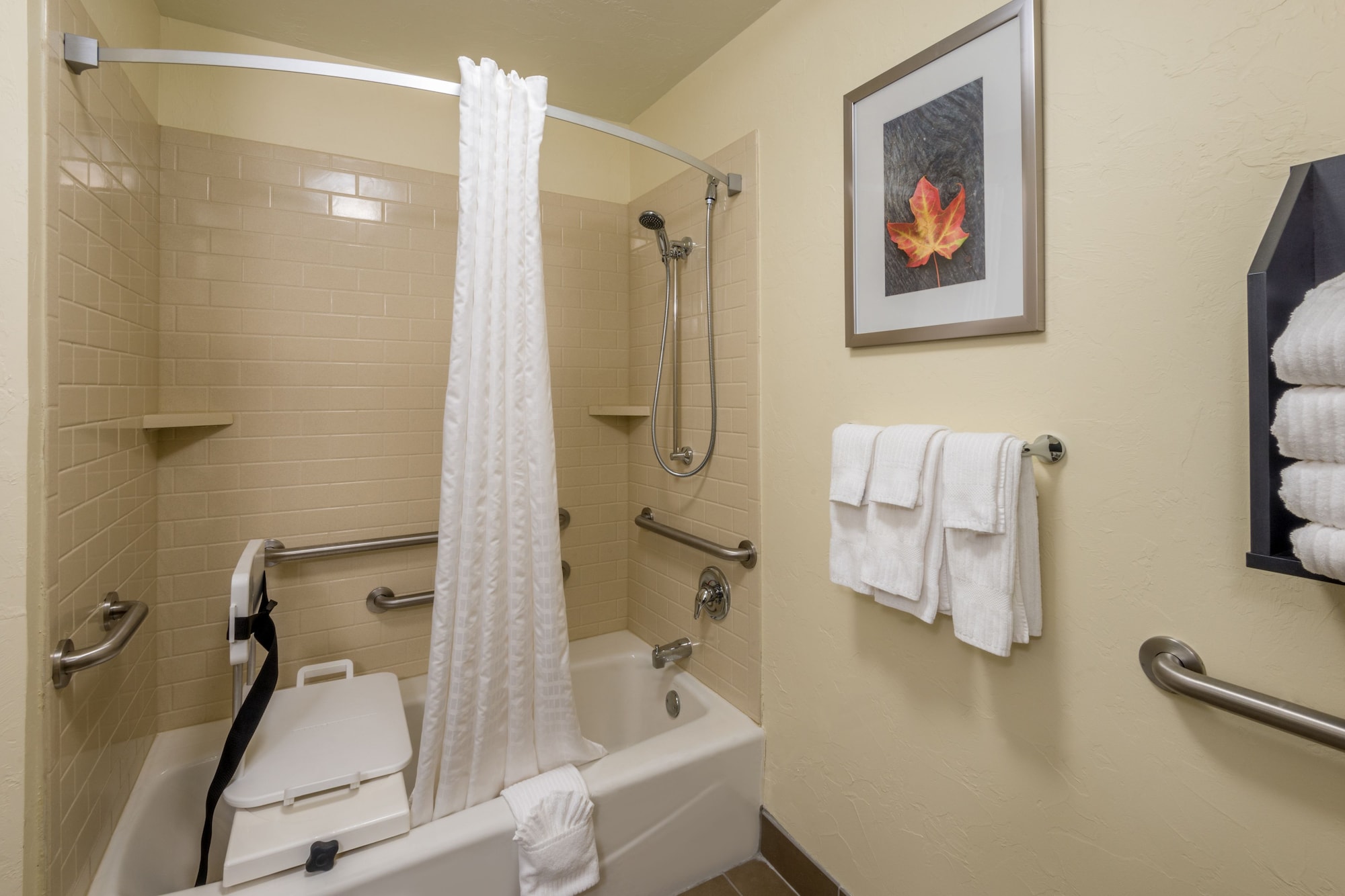 candlewood suites midwest city by ihg