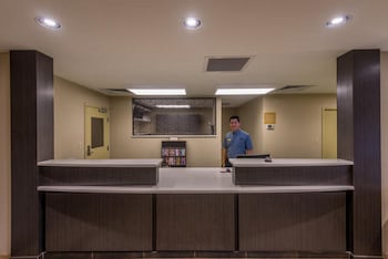 Candlewood Suites Midwest City By Ihg,Del City>>Chickasha,3 star