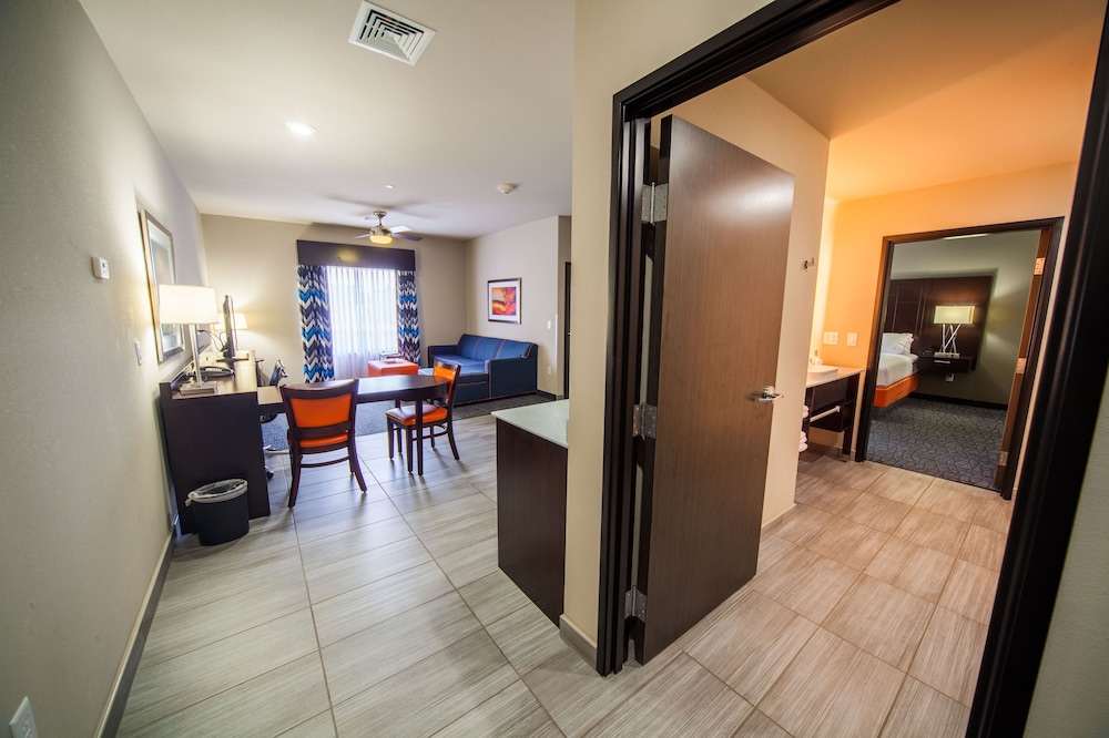 holiday inn express and suites oklahoma city southeast by ihg