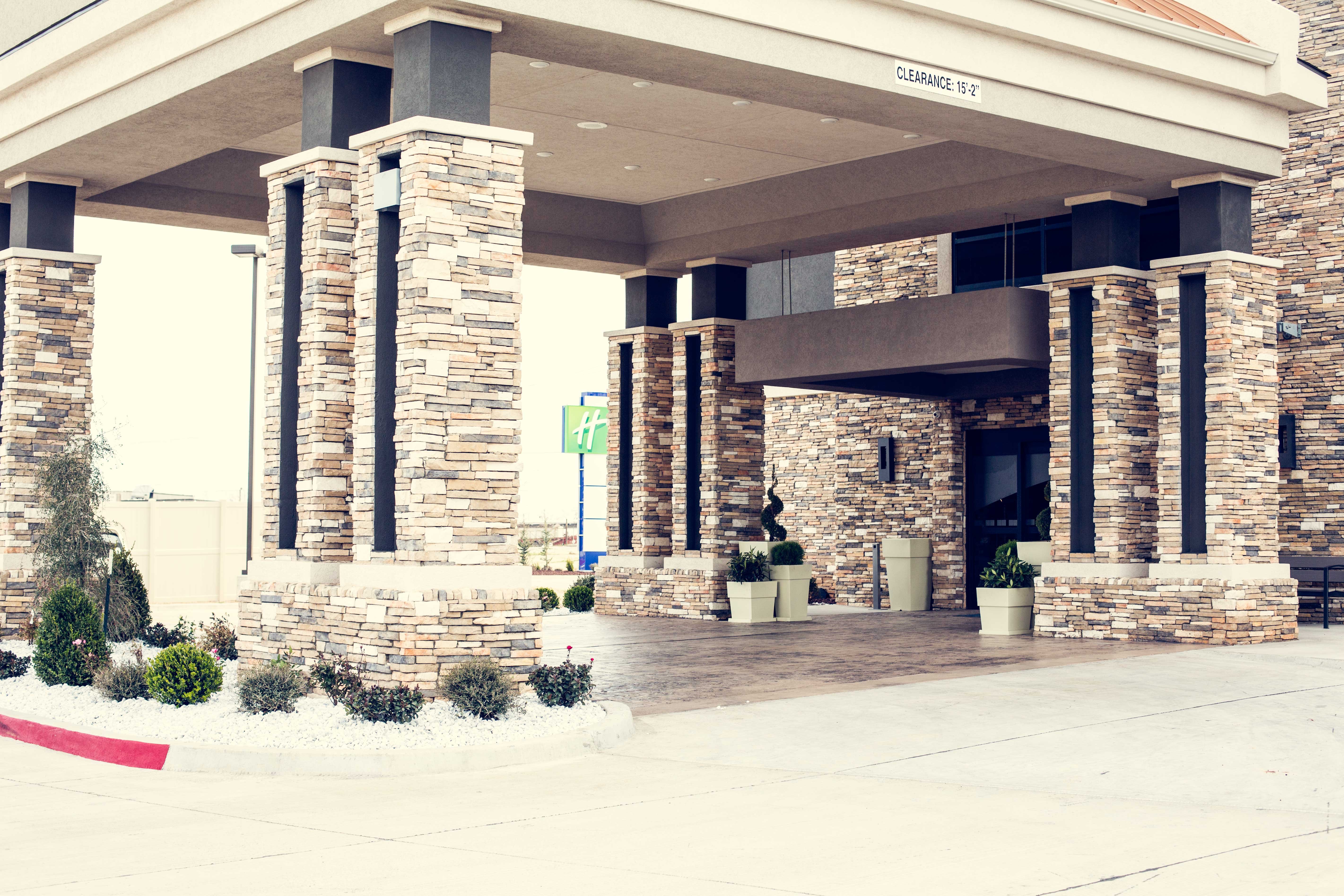 holiday inn express and suites oklahoma city southeast by ihg