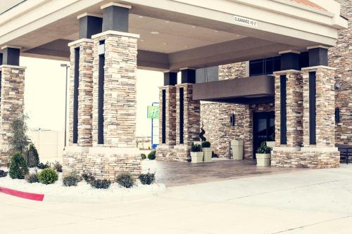holiday inn express and suites oklahoma city southeast by ihg