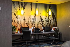 holiday inn express and suites oklahoma city southeast by ihg