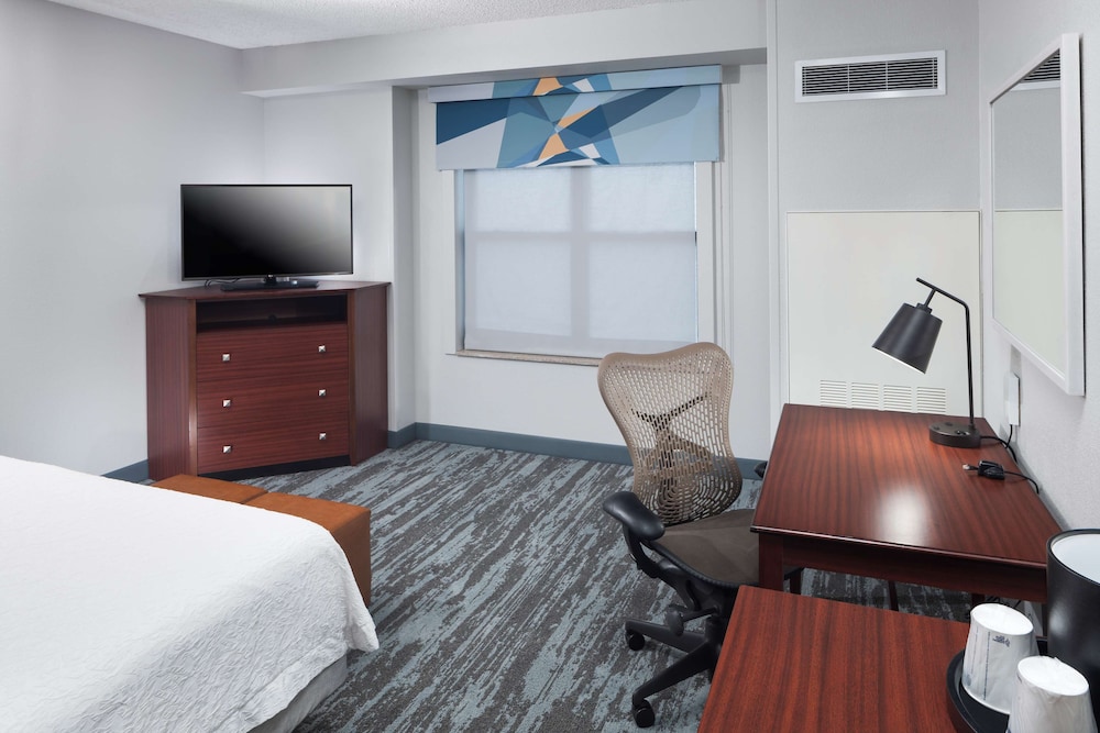 hampton inn and suites oklahoma city bricktown