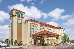 La Quinta Inn & Suites Oklahoma City - Moore,Moore>>Cleveland,3 star